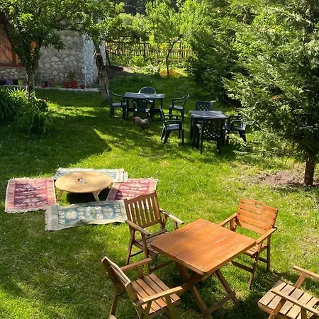Guest house Demushi Valbone